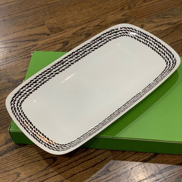 Brand new Kate Spade Avalon Place Hors D’Oeuvres Tray - Picture 2 of 6